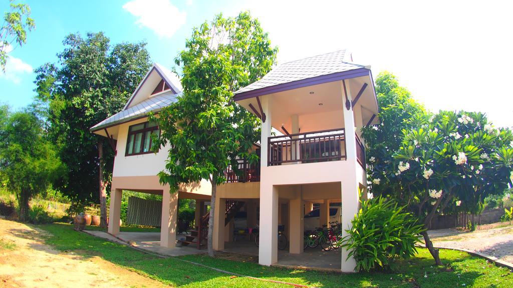 Hotel Baan2Rai Kanchanaburi Exterior foto