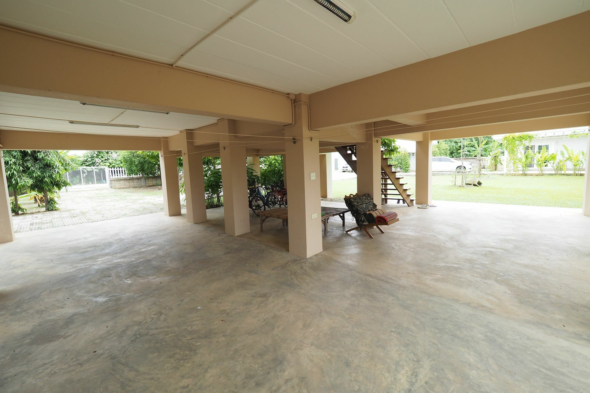 Hotel Baan2Rai Kanchanaburi Exterior foto